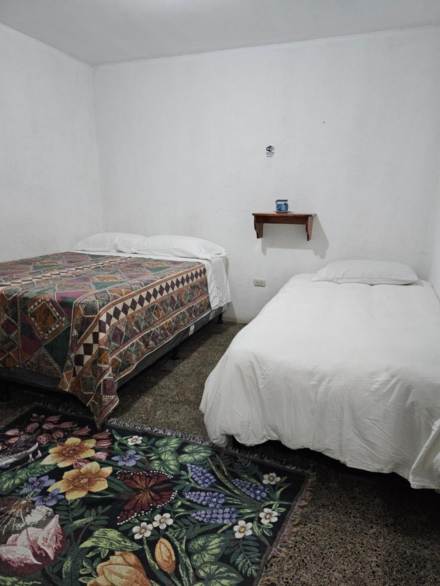 Hostal The Friends パナハチェル 部屋 写真