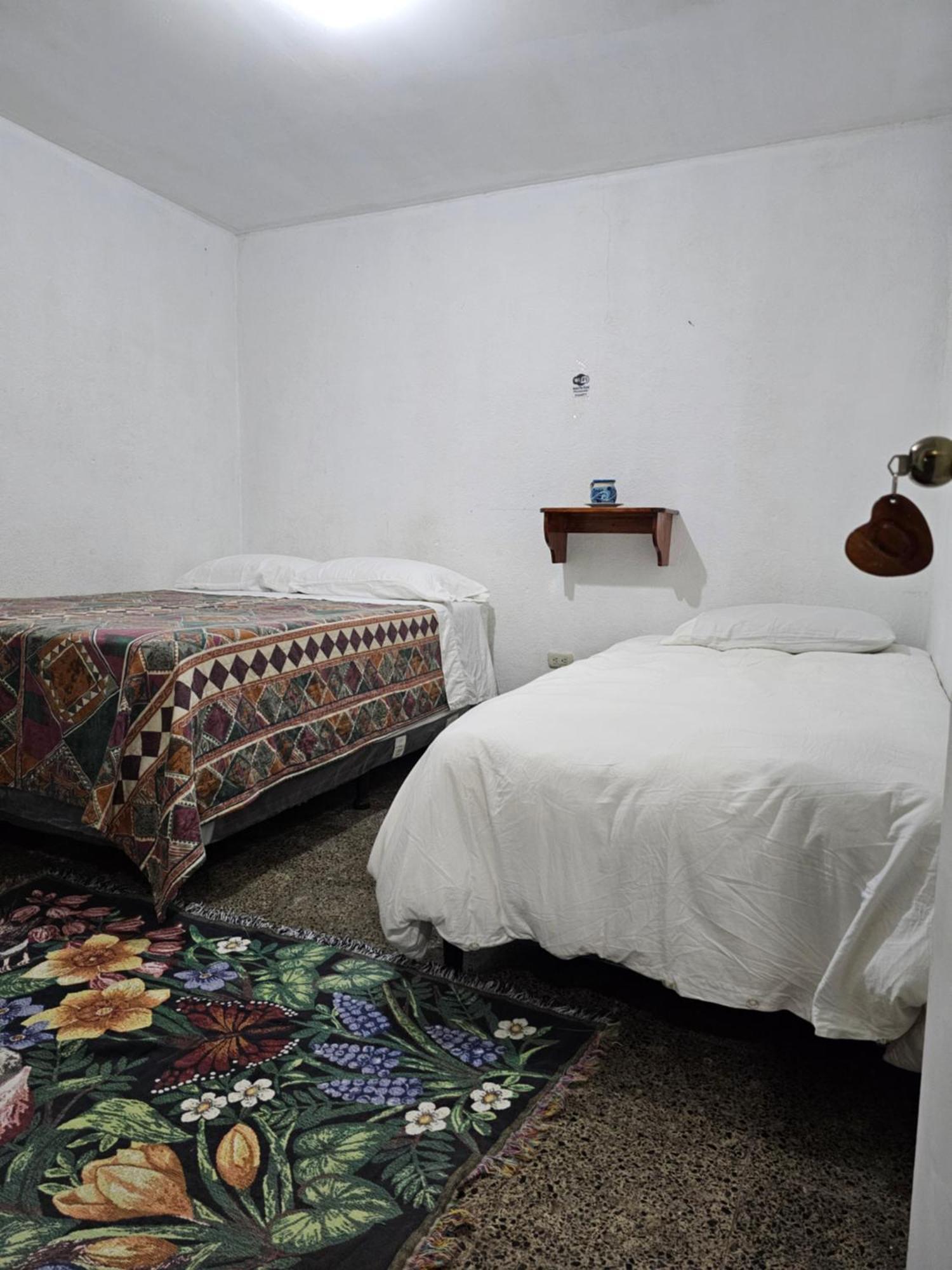 Hostal The Friends パナハチェル 部屋 写真