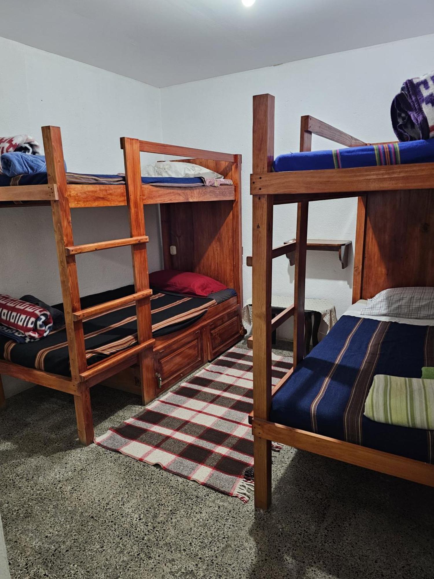 Hostal The Friends パナハチェル エクステリア 写真